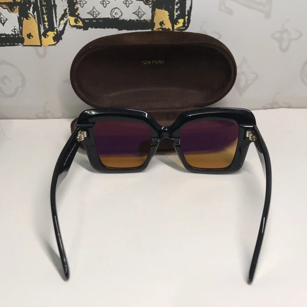 New Authentic Tom Ford TF1157 01E “Esme” Sunglasses – Shiny Black with Brown Len